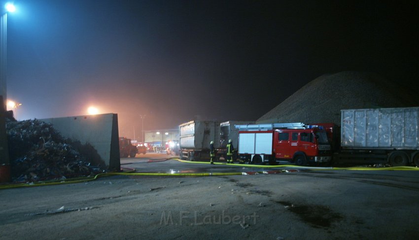 Feuer 3 GVG Koeln Niehl Geestemuenderstr P065.JPG